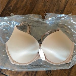 VS push up bra